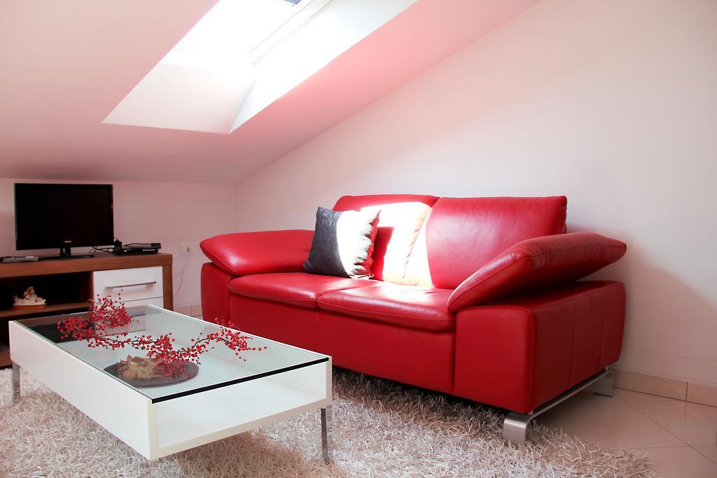 Apartments Villa Lili ウマグ 部屋 写真