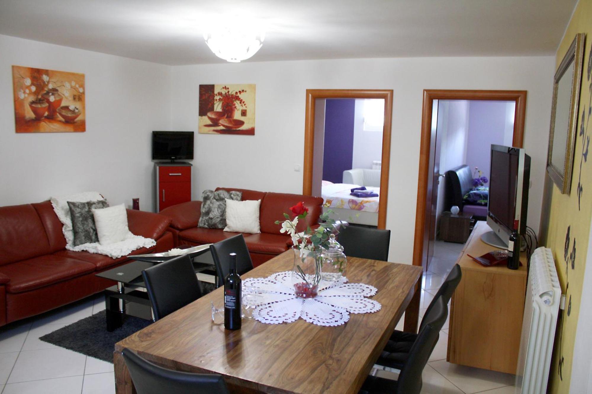 Apartments Villa Lili ウマグ 部屋 写真